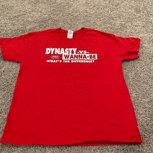 Nebraska T-shirt Large Dynasty vs Wanna Be